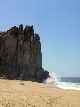 The rocks thet separate Solmar Beach and Lover's beach